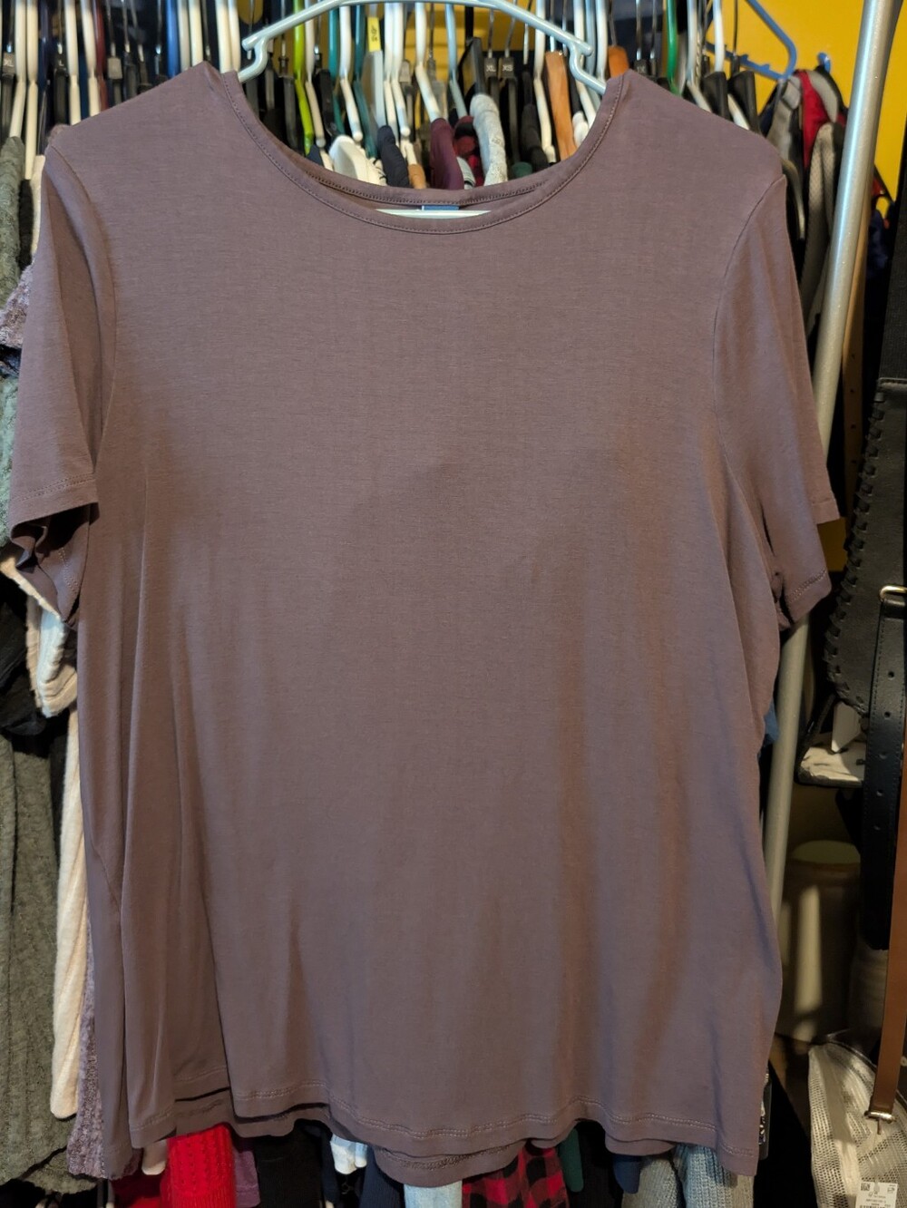Old Navy Short Sleeve Tee in Mauve Plum